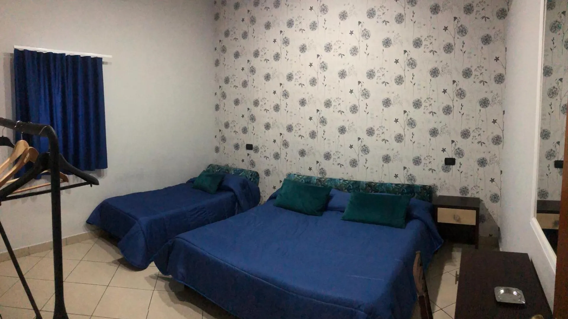 Hotel Serena Napoli 3*,